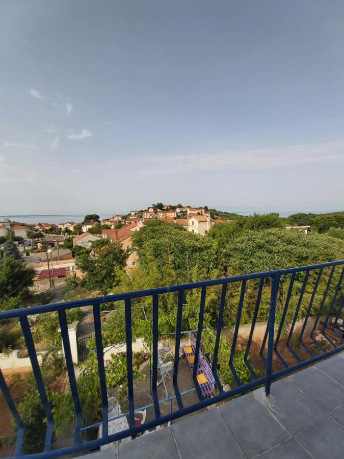 Apartment Malvina Mali Losinj Bagian luar foto