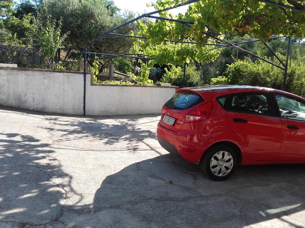 Apartment Malvina Mali Losinj Bagian luar foto