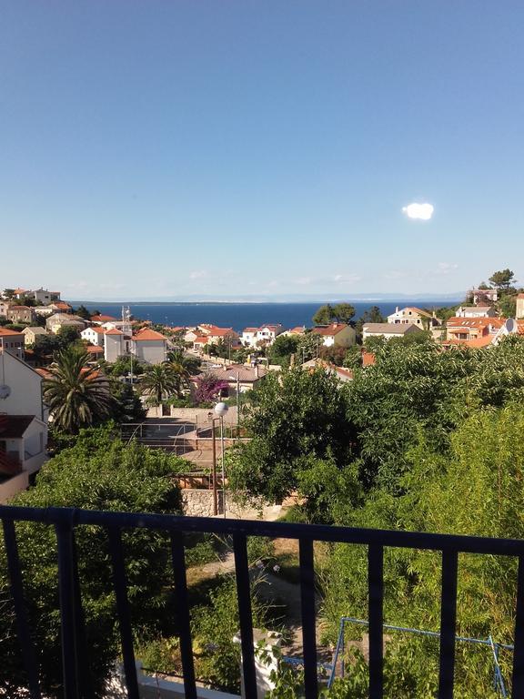 Apartment Malvina Mali Losinj Bagian luar foto