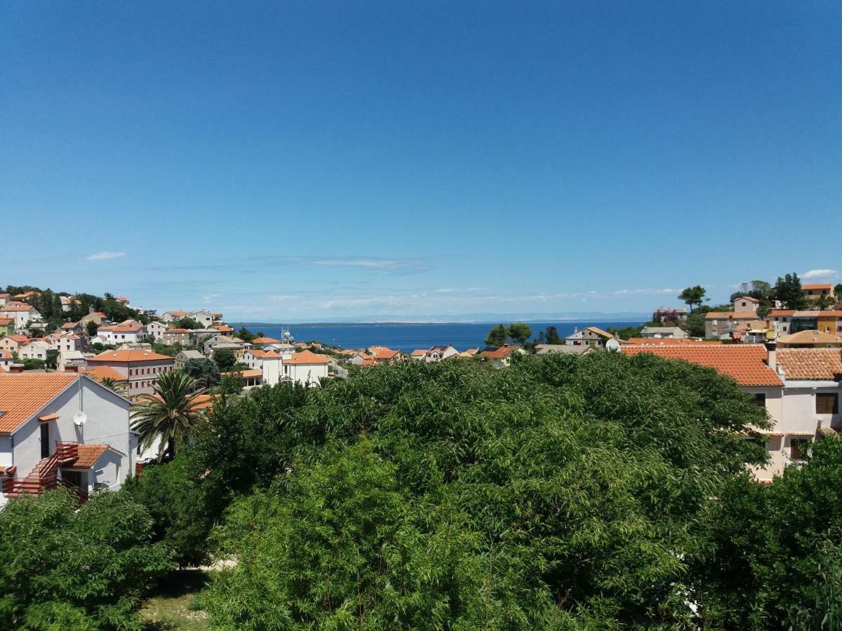 Apartment Malvina Mali Losinj Bagian luar foto